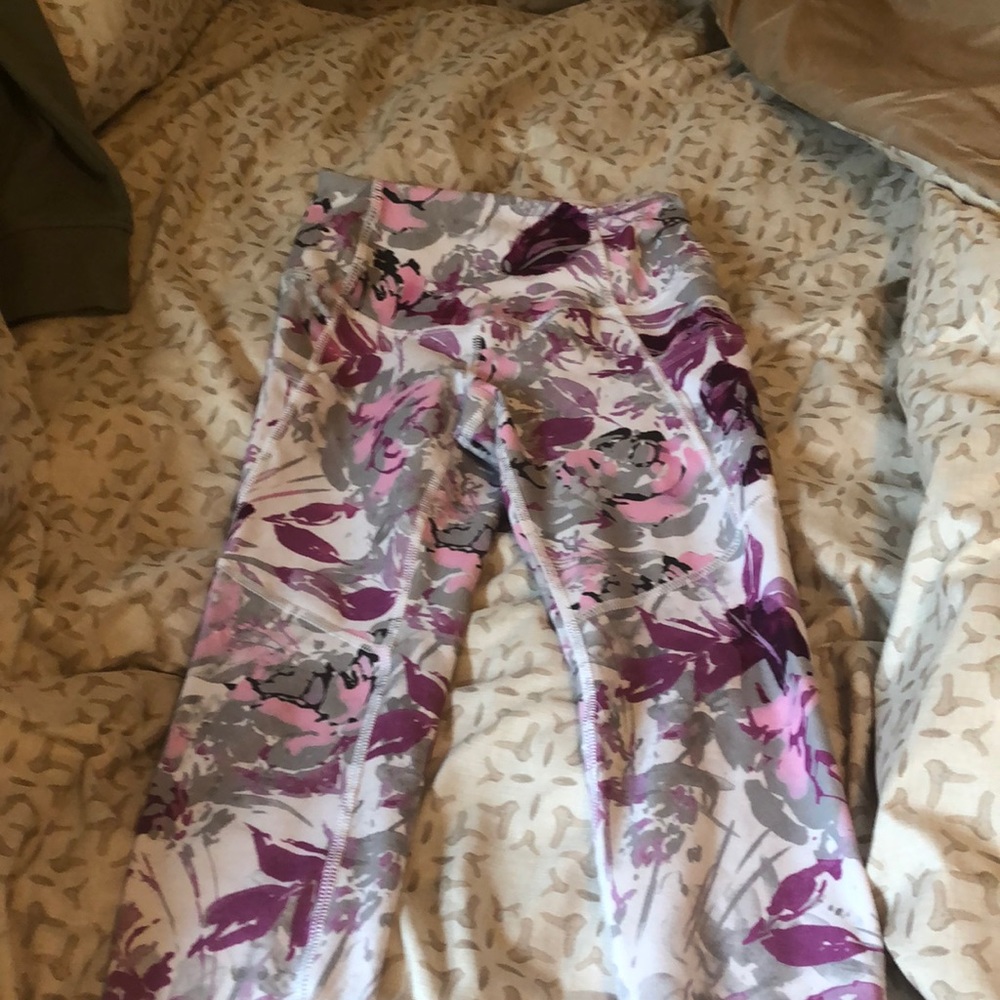 Cool designed form fitting leggings